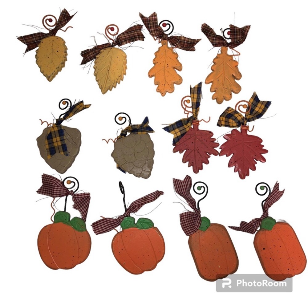 Set of 12 Rustic Fall Leaves Pumpkins Hangers Seasonal Crafting Country Nature